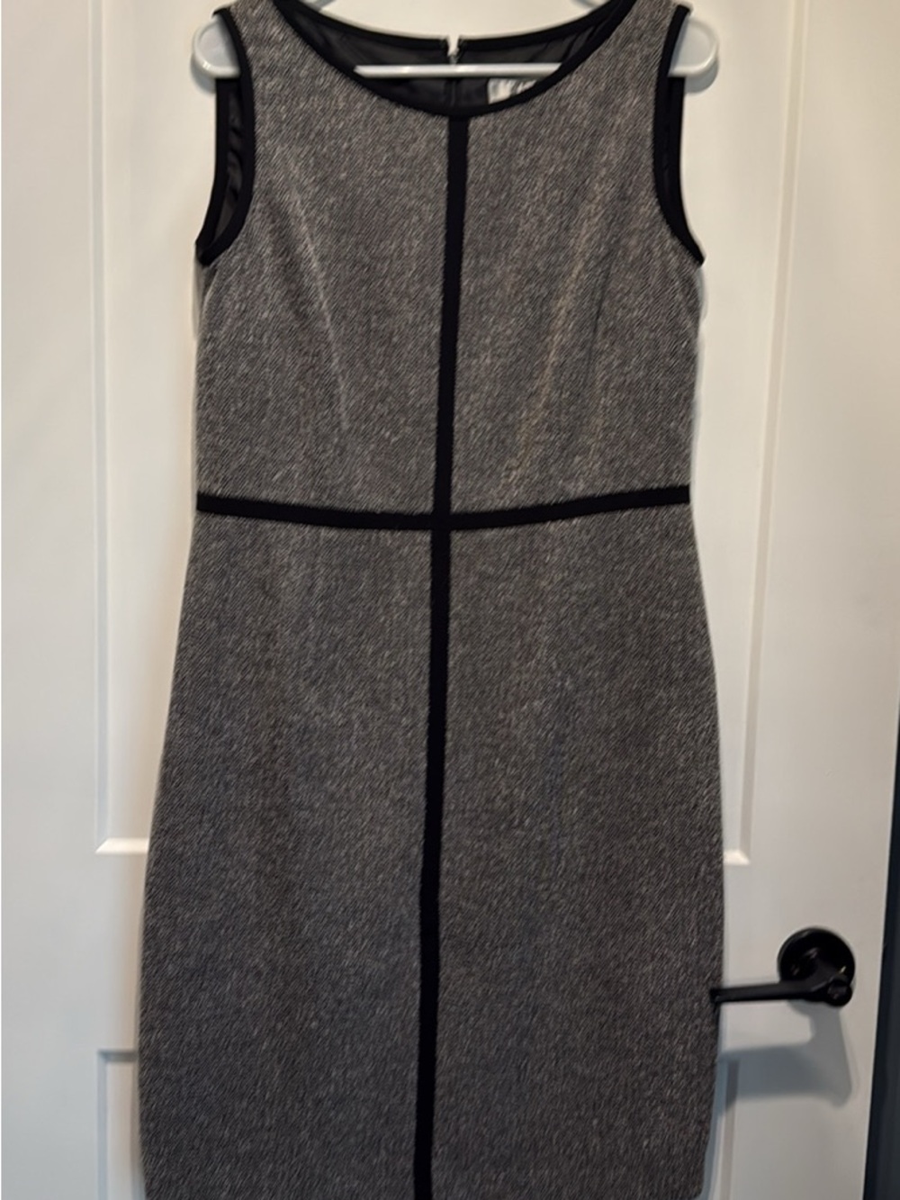 Sleeveless Black and White Sheath Dress